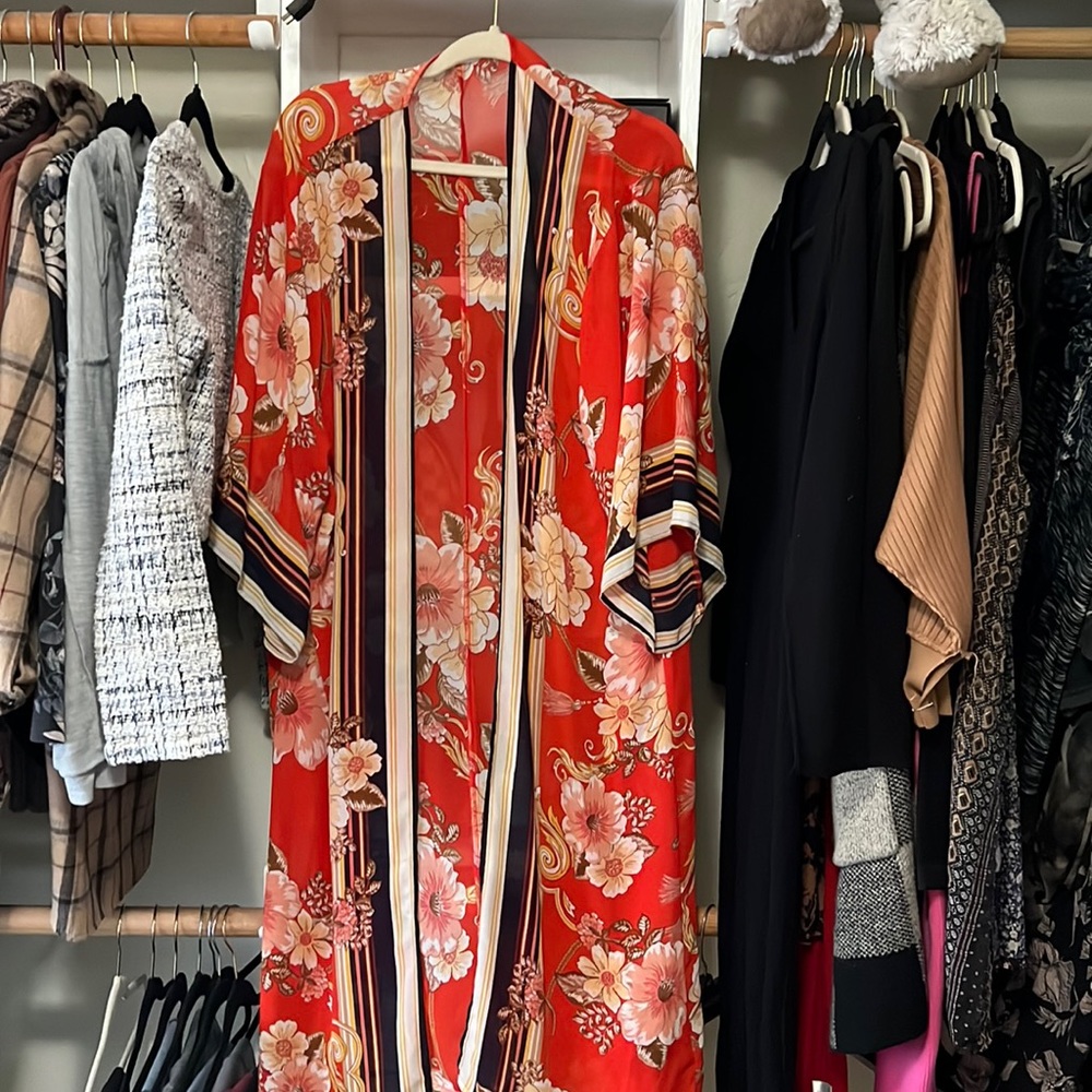 Red long short sleeve kimono